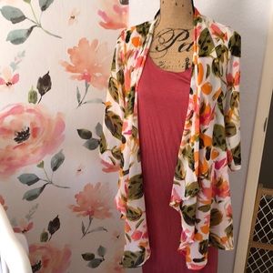 Sheer kimono with botanical print